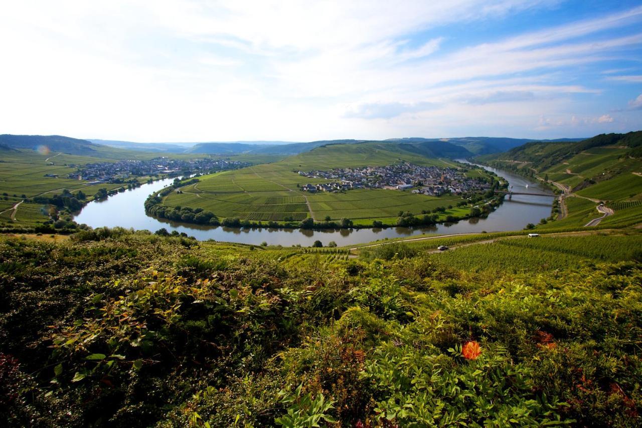 The View Apartment Ensch Екстериор снимка