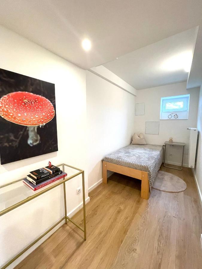 The View Apartment Ensch Екстериор снимка